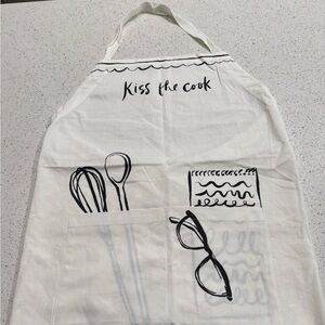 Kate Spade White Apron with Black Kitchen Design